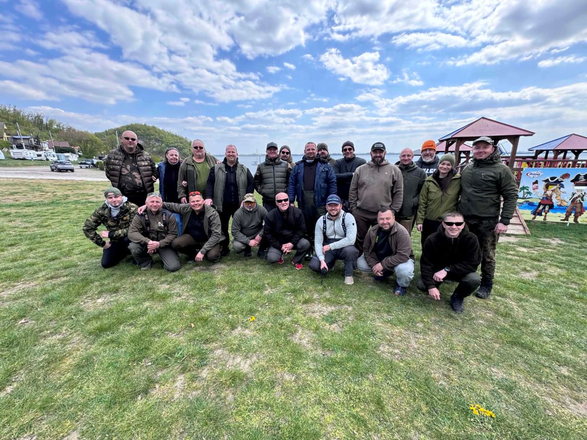 Sobotňajšia priateľská brigáda na šírave