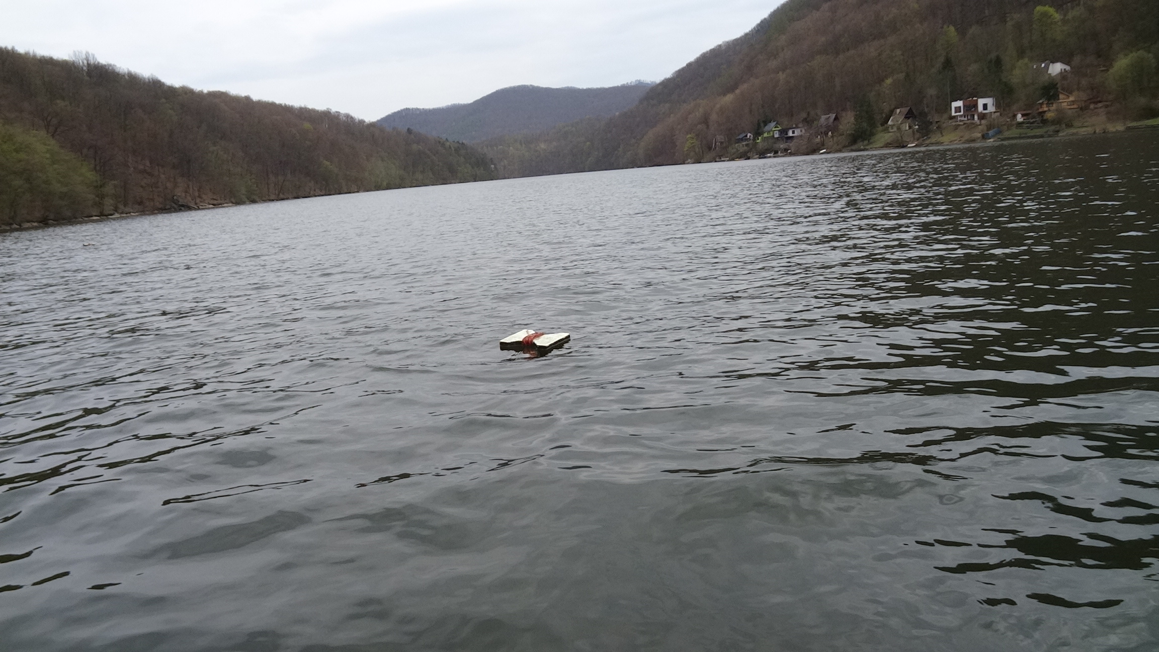 Označené položené hniezdo