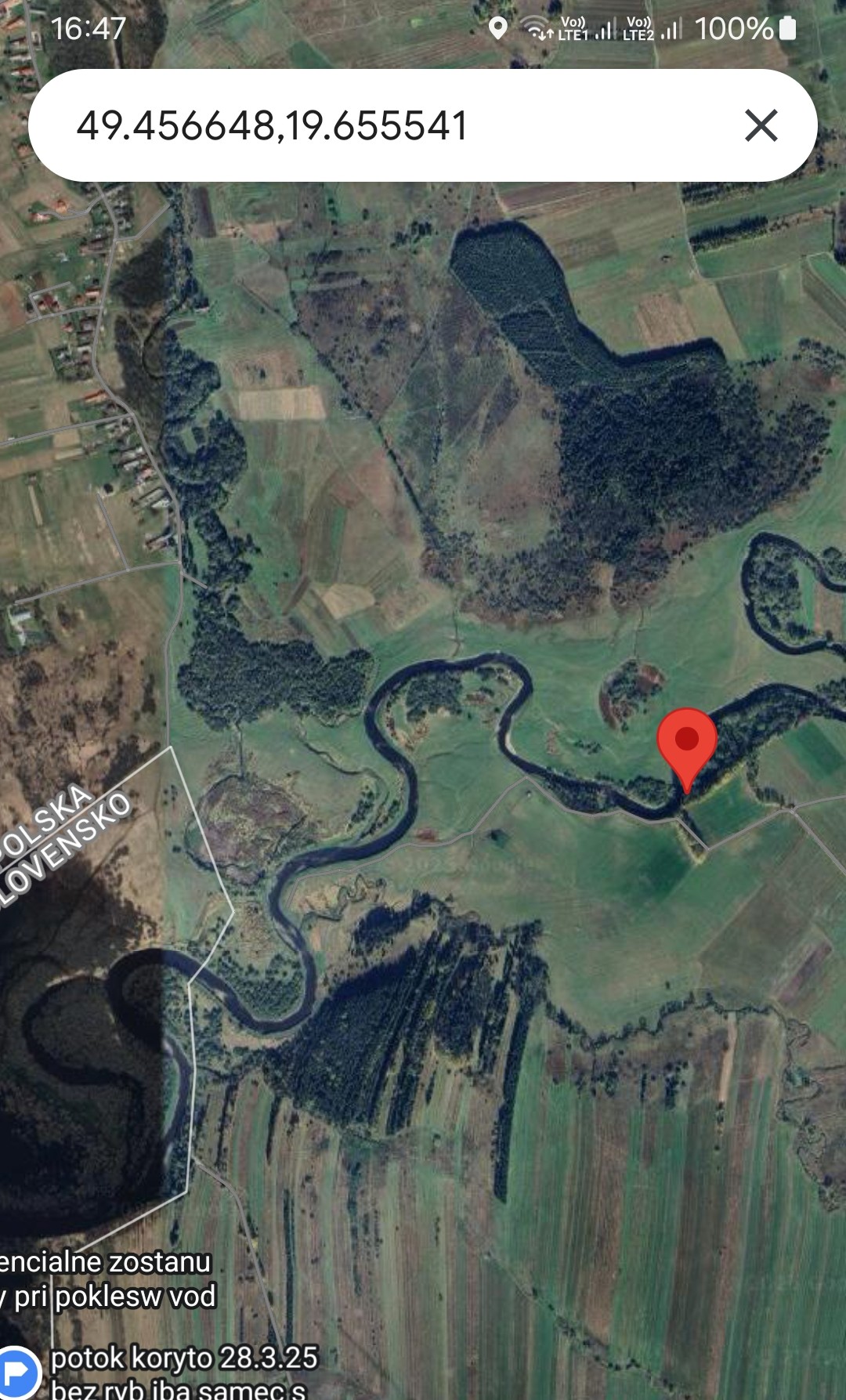 Pod Jablonkou miesto najväčšieho úhynu rýb cirka 3km od vtoku do priehrady pri aktuálnej výške vodnej hladiny.